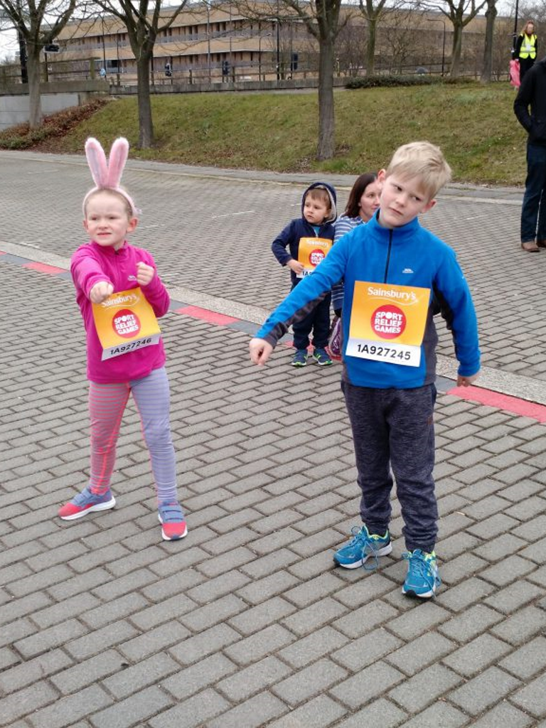 Al's children getting ready to race